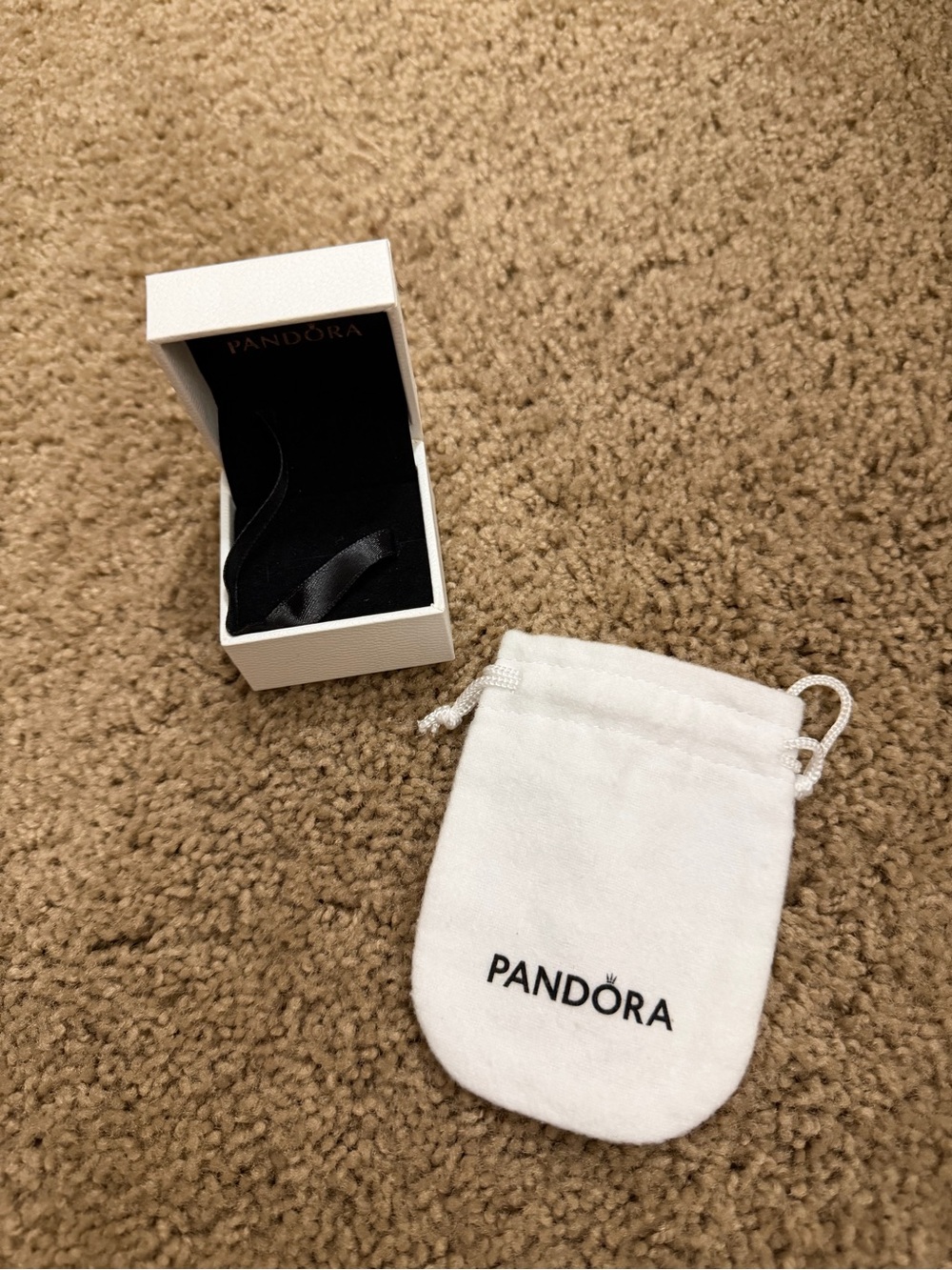 Pandora White Jewelry Box and Pouch